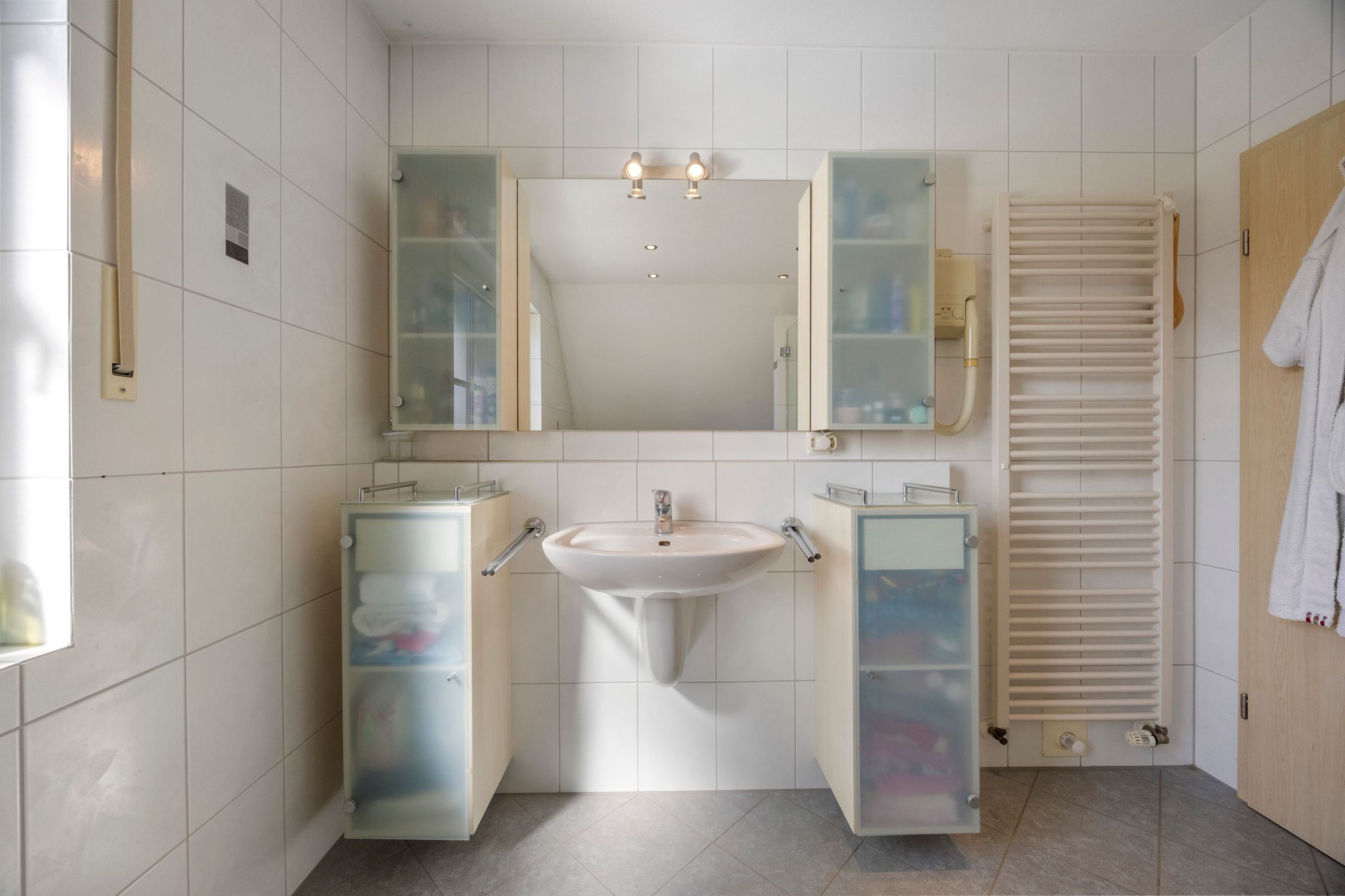 Foto 60 van Elisabeth-Becker-Strasse 1