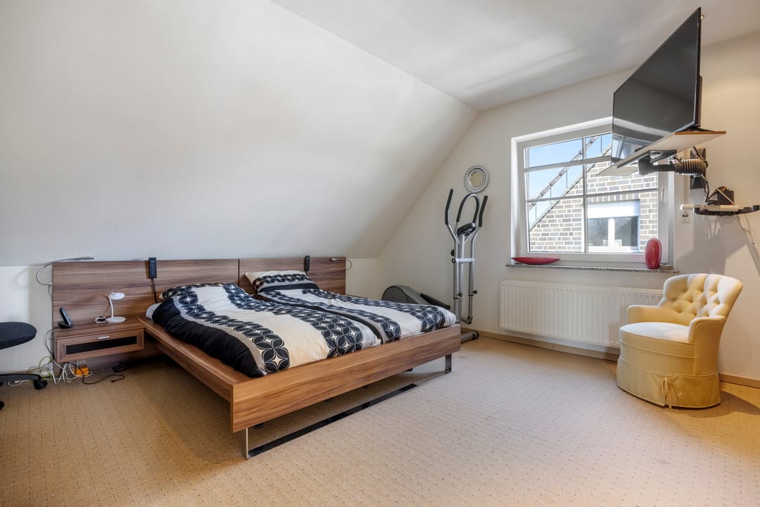 Foto 46 van Elisabeth-Becker-Strasse 1