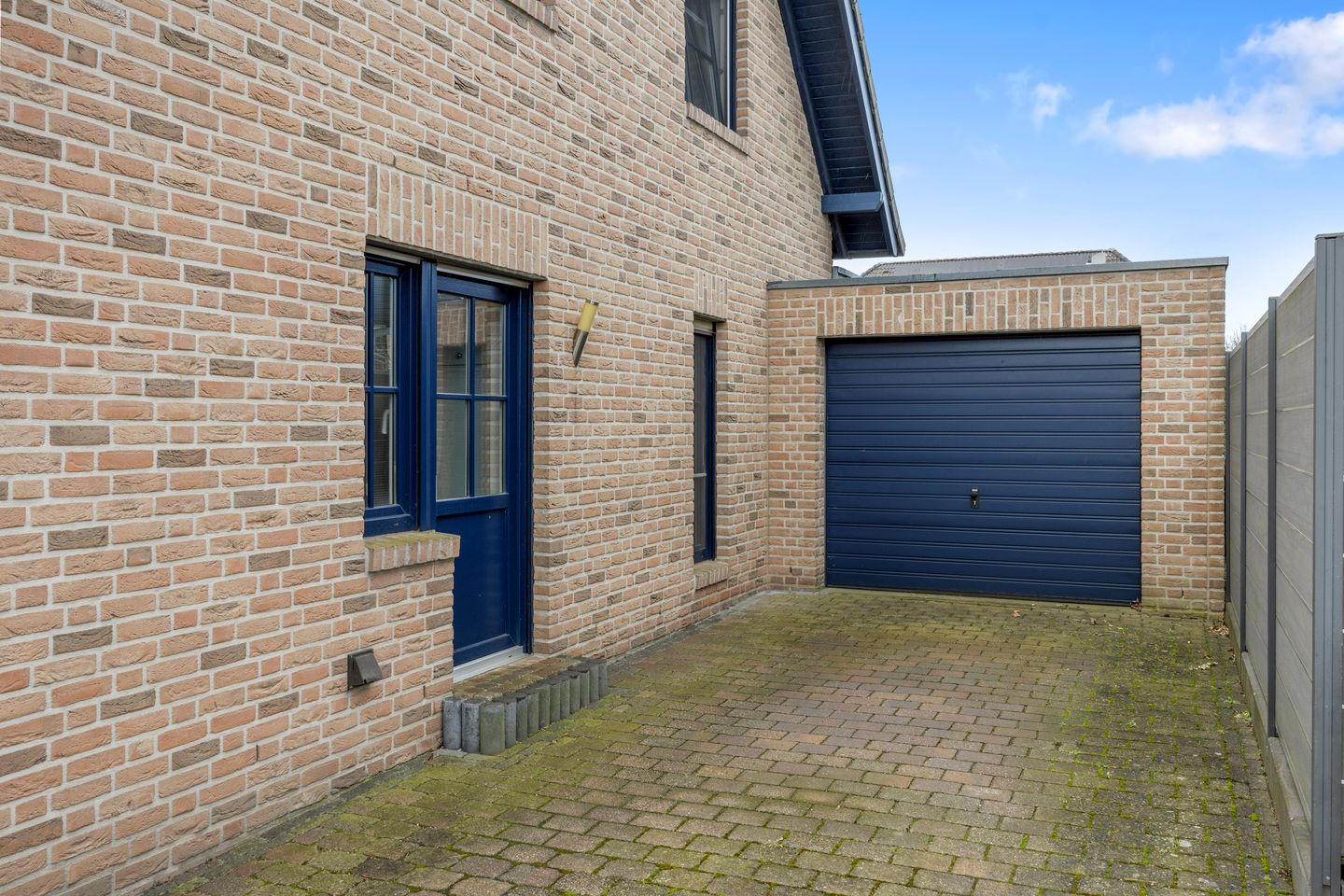 Foto 74 van Elisabeth-Becker-Strasse 1