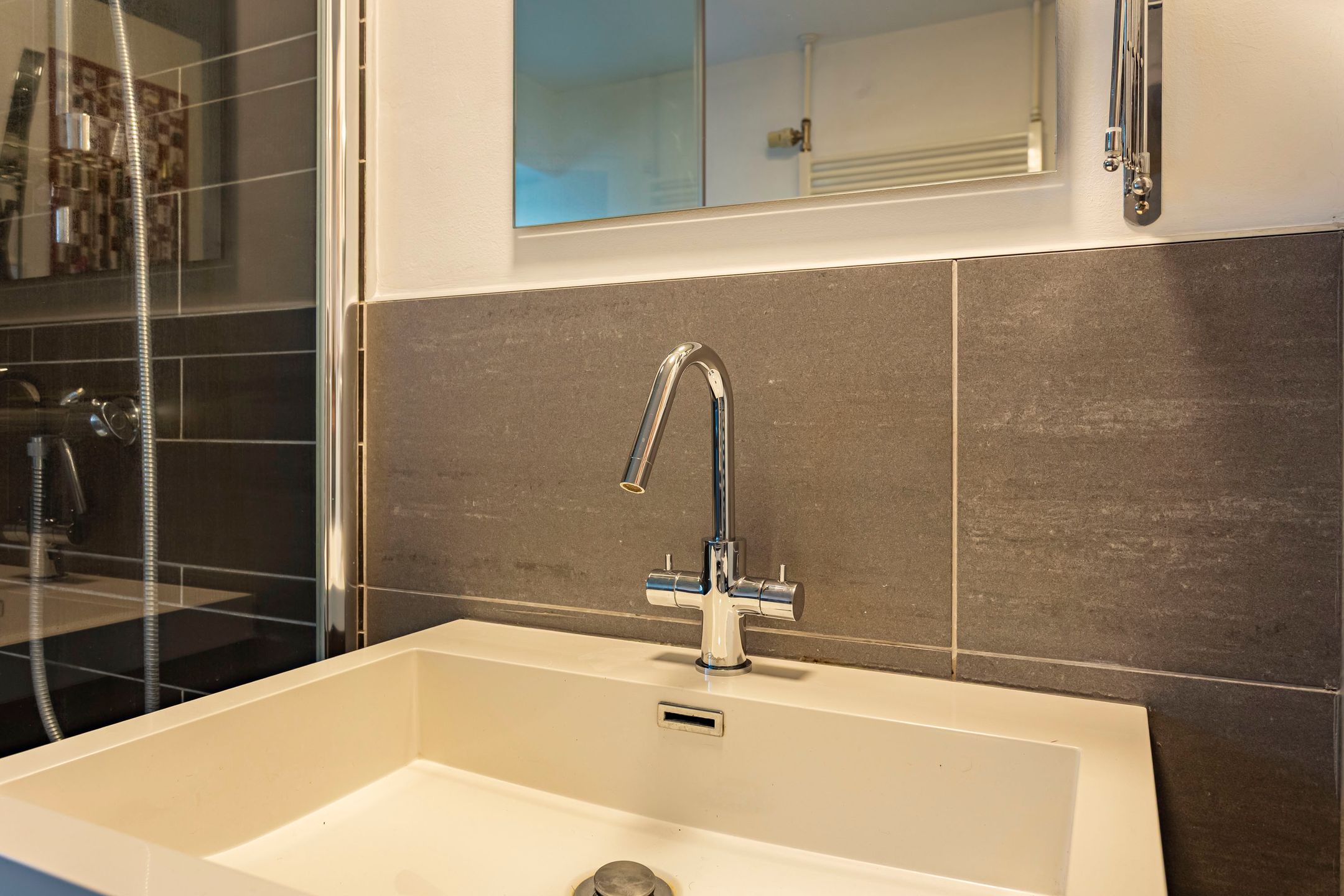 Photo 21 of Verhuellstraat 13