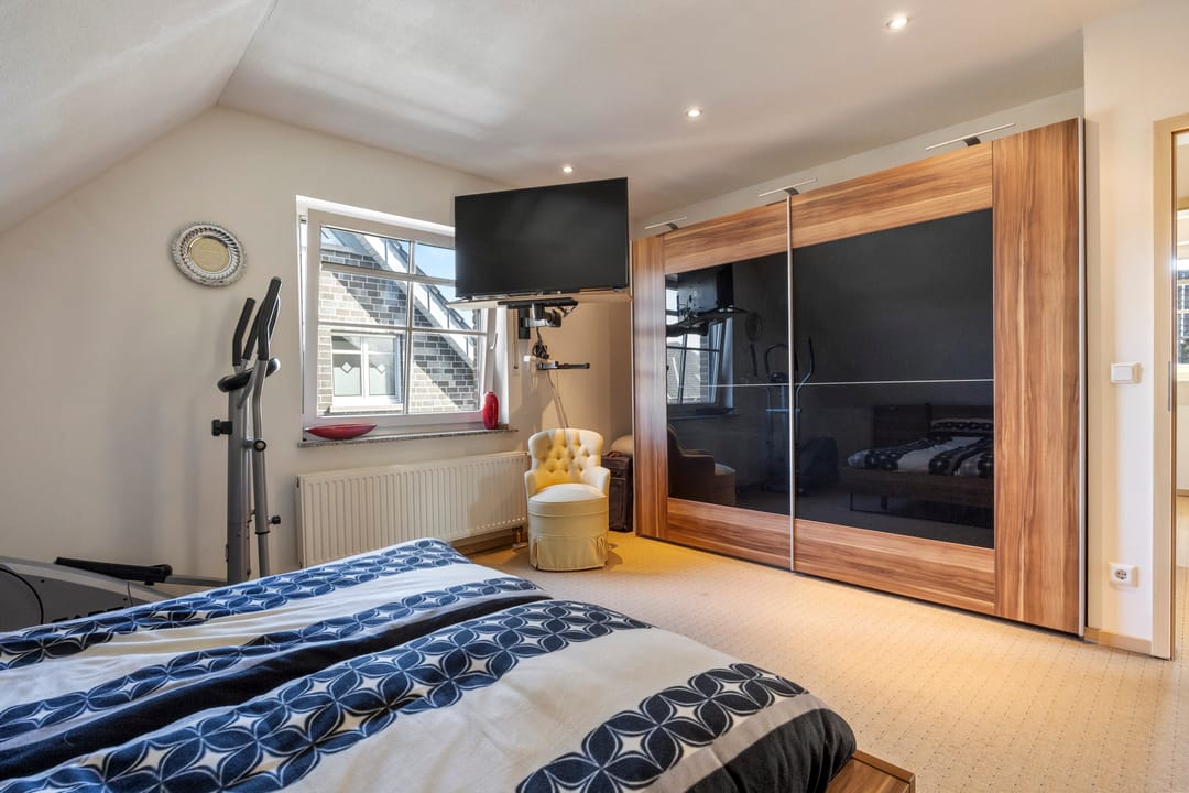 Foto 47 van Elisabeth-Becker-Strasse 1