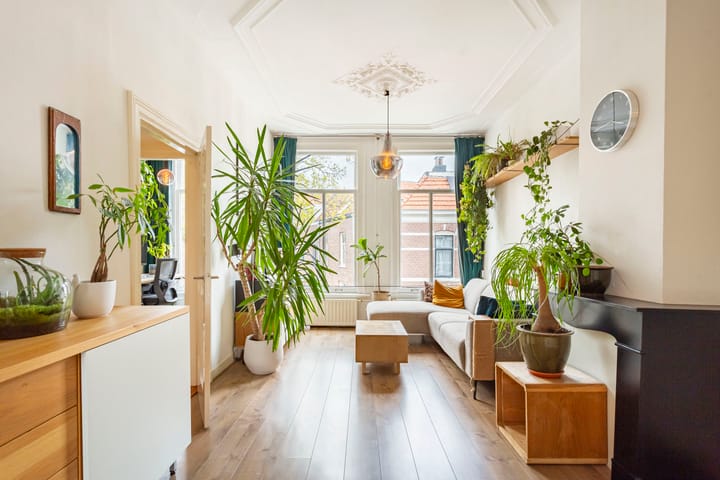 Photo 3 of Verhuellstraat 13