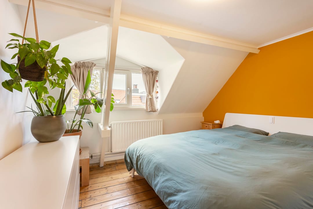 Photo 16 of Verhuellstraat 13