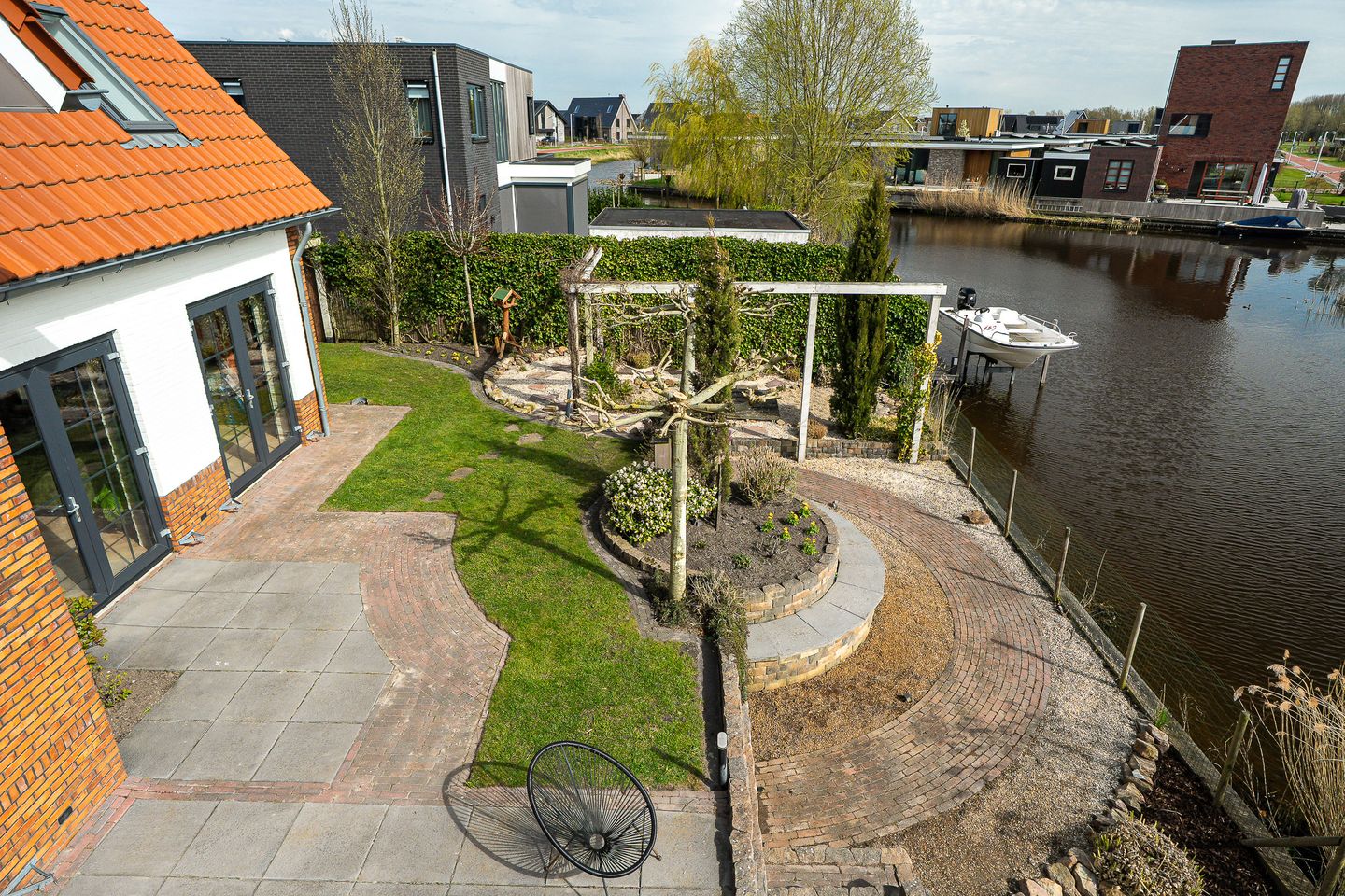 Foto 89 van Blitsaerderleane 48