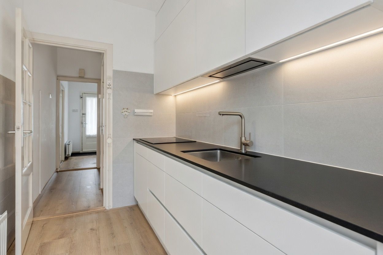 Foto 18 van Leliestraat 23