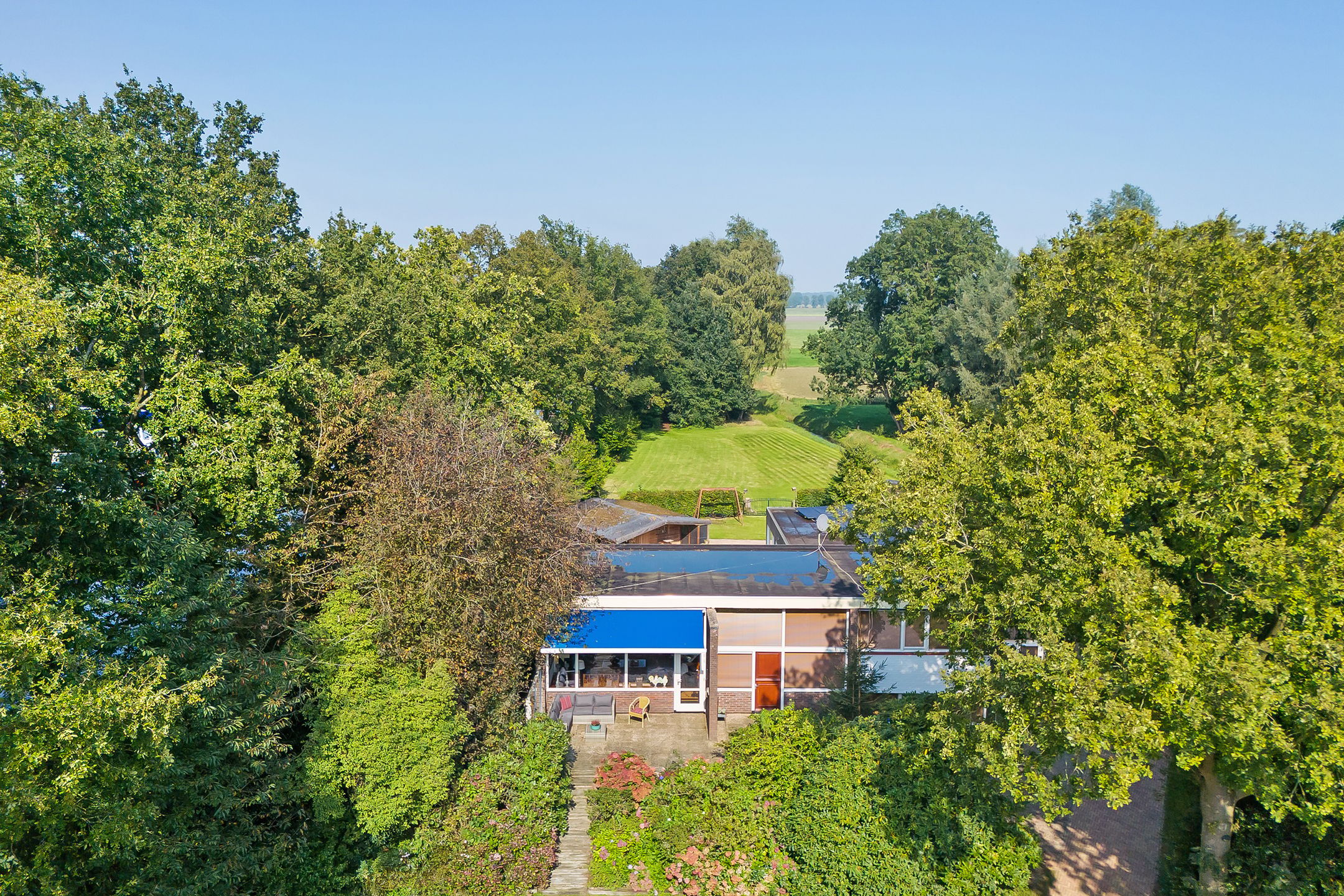 Dwingelderdijk 1 