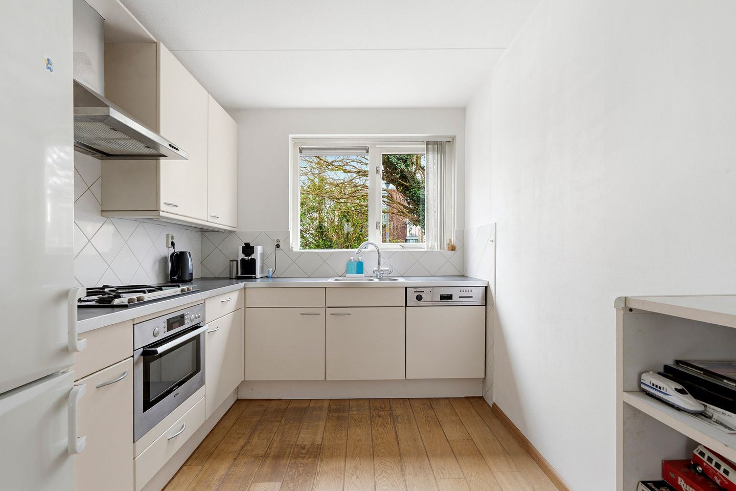 Photo 10 of Hoofdweg 785-A