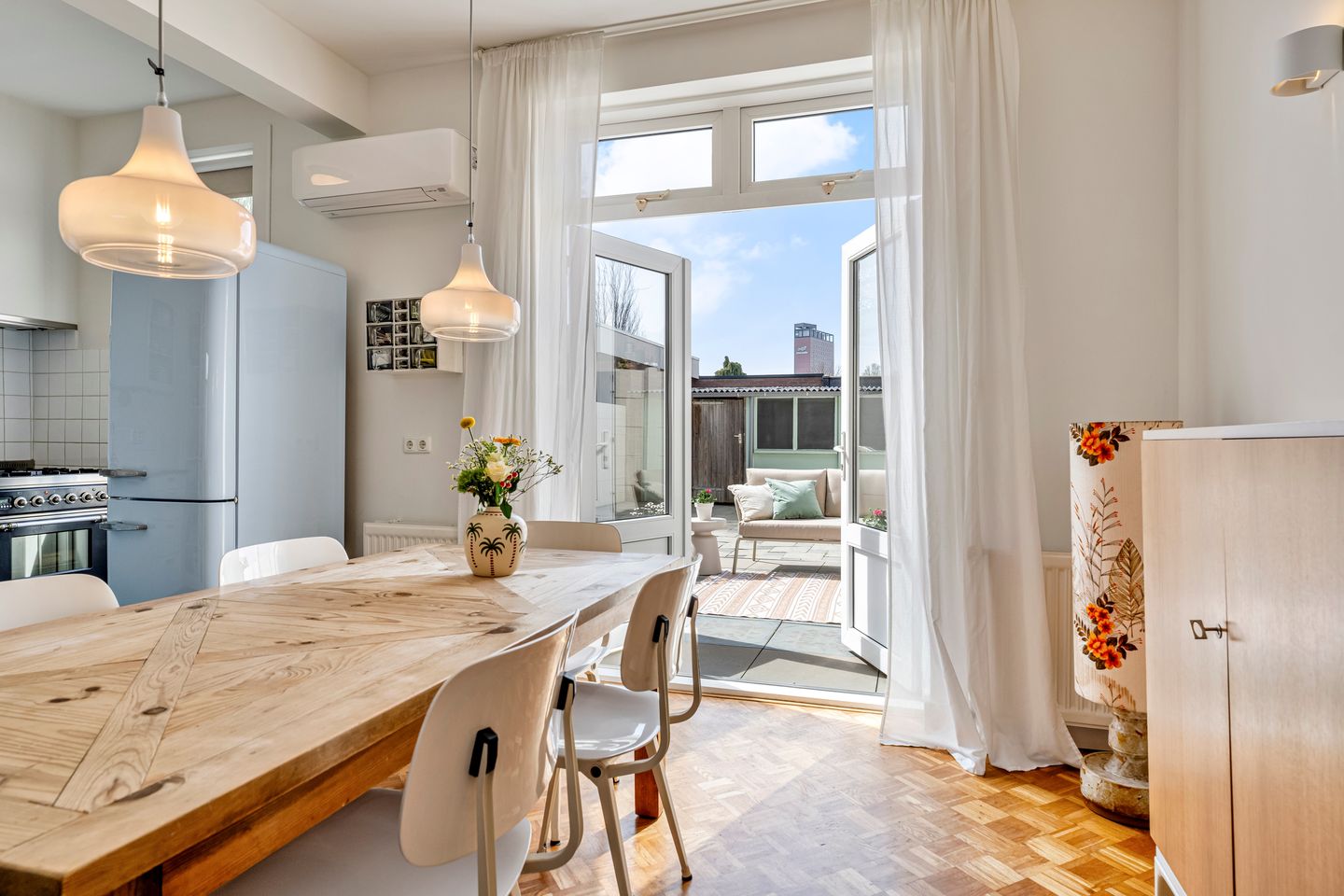 Foto 10 van Ringbaan-Oost 397