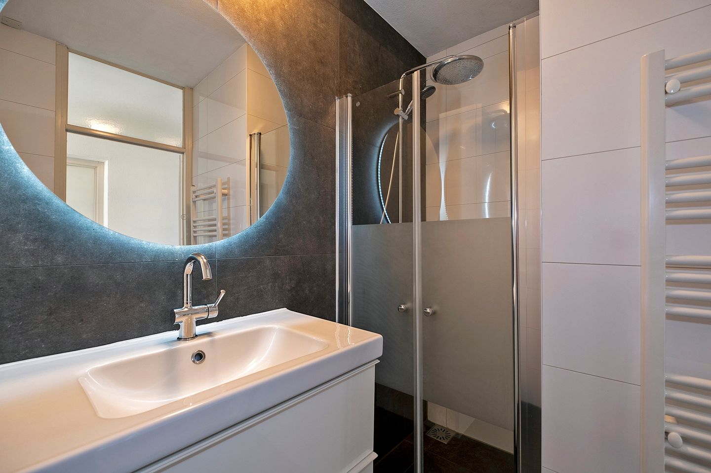 Foto 20 van Bedumerstraat 30-B