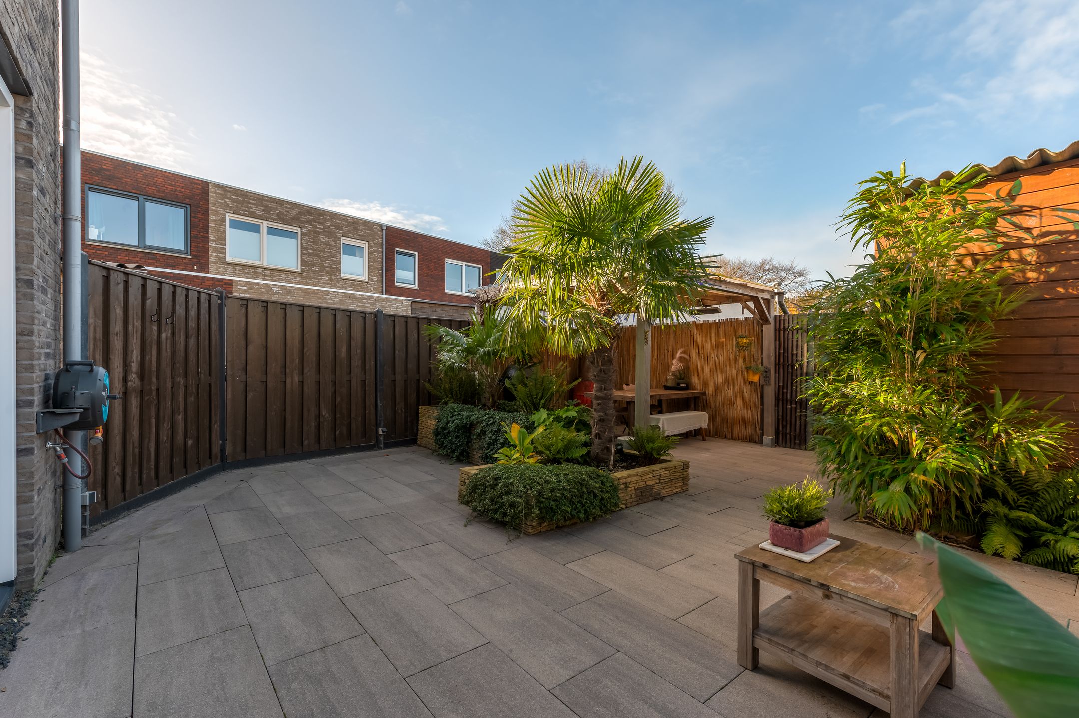 Luxury Finished Semi-Detached Home with 3 Bedrooms in Almere Haven — 51