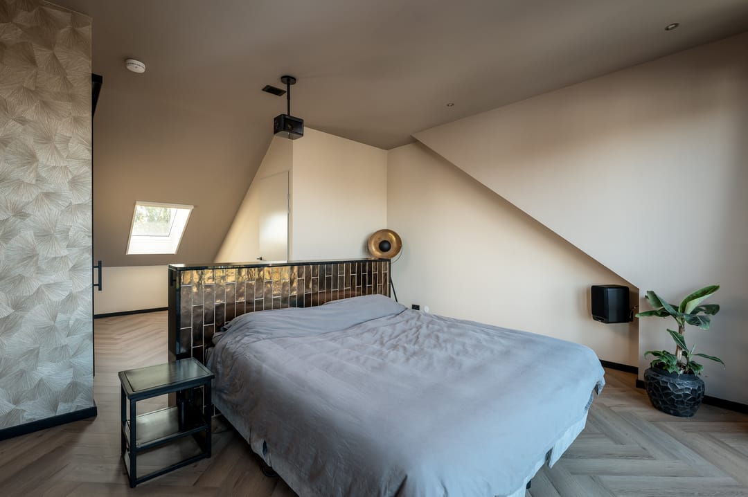 Luxury Finished Semi-Detached Home with 3 Bedrooms in Almere Haven — 46