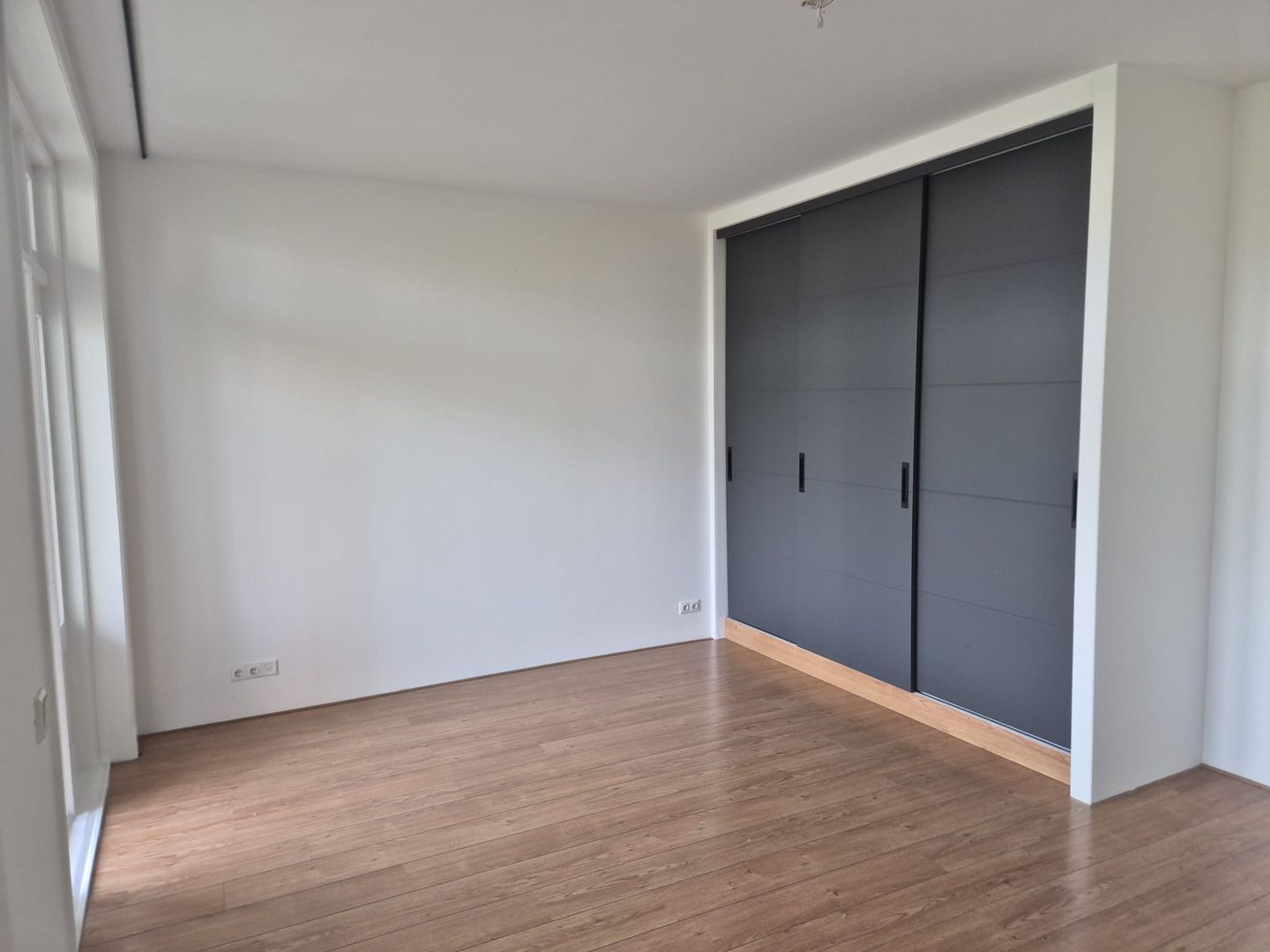 Foto 19 van Middenweg 33-1