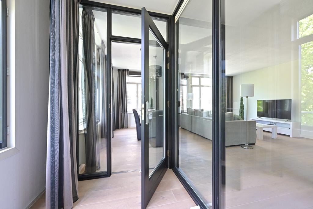 Foto 10 van Burgemeester De Monchyplein 213