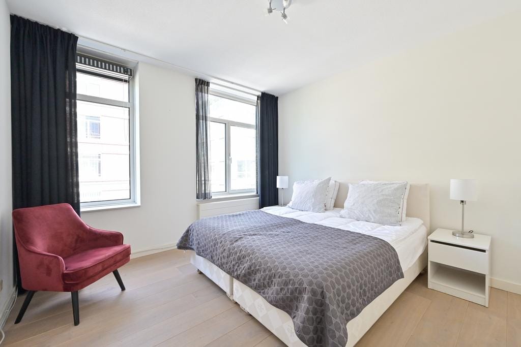 Foto 15 van Burgemeester De Monchyplein 213