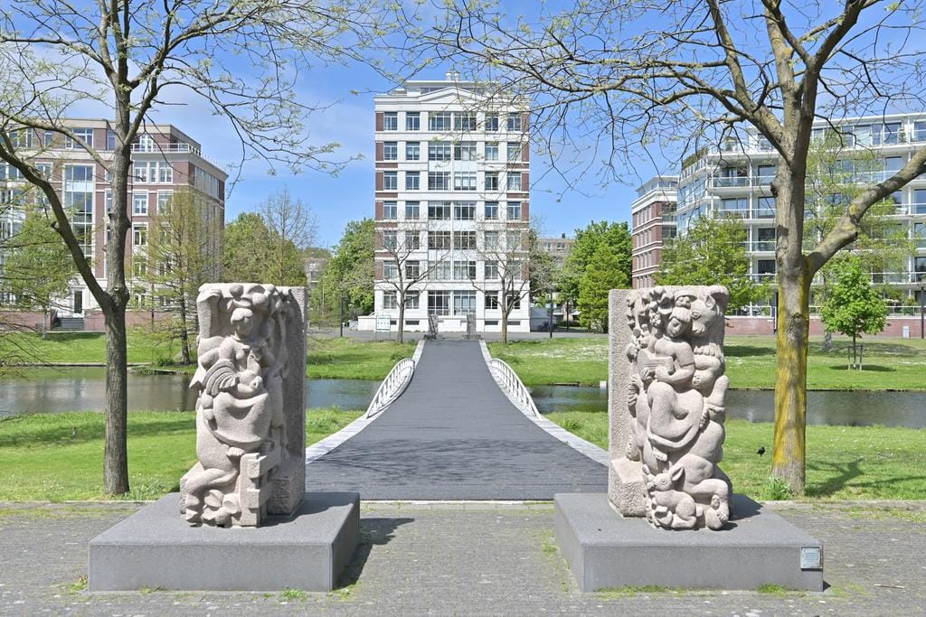 Foto 25 van Burgemeester De Monchyplein 213