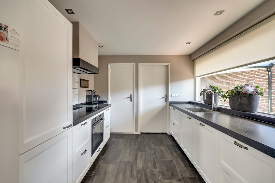 Photo 13 of Binnenweg 34