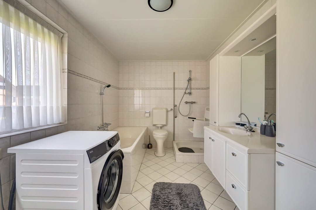 Photo 16 of Binnenweg 34