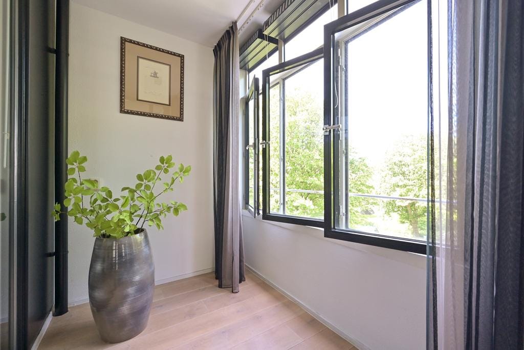 Foto 11 van Burgemeester De Monchyplein 213