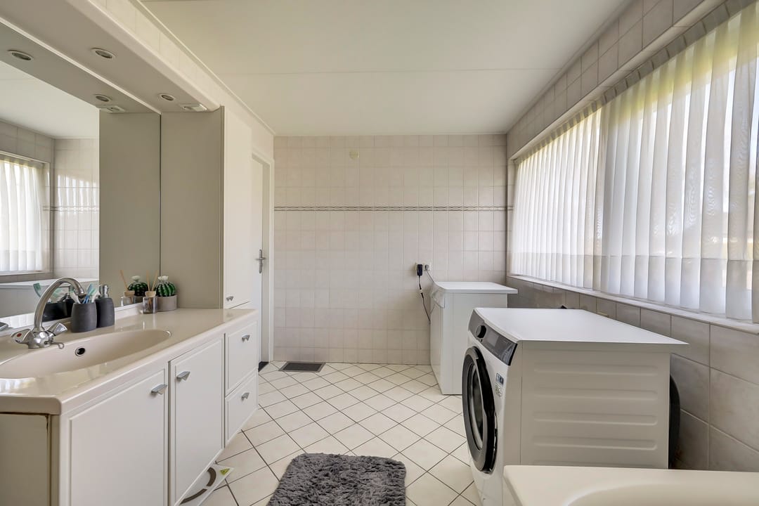 Photo 17 of Binnenweg 34