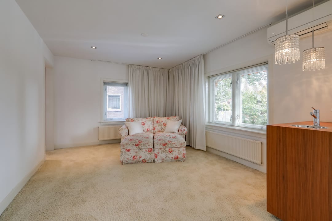 Foto 67 van J F Kennedylaan 37