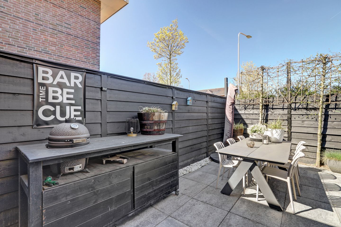 Luxury Semi-Detached Home with Home Office Potential in Zwijndrecht Center — 59