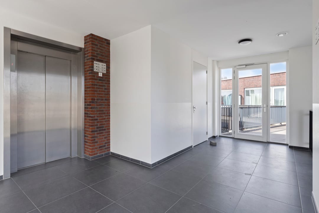 Photo 17 of Lovensestraat 19-28