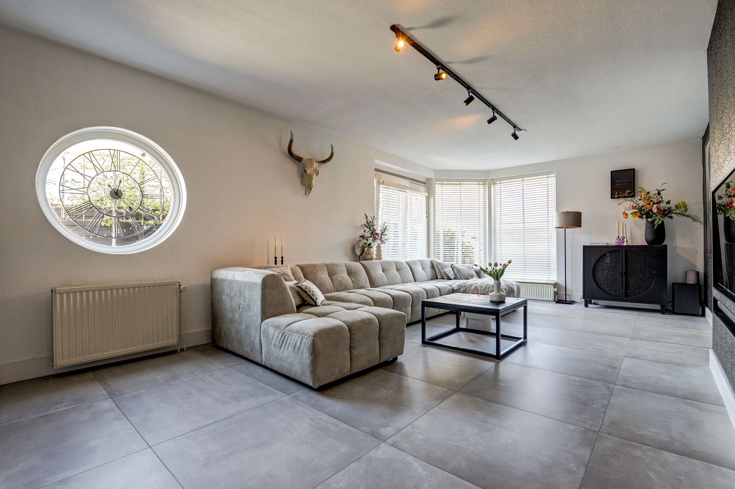 Luxury Semi-Detached Home with Home Office Potential in Zwijndrecht Center — 29