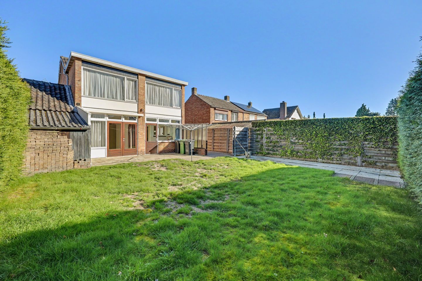 Foto 29 van Julianalaan 4