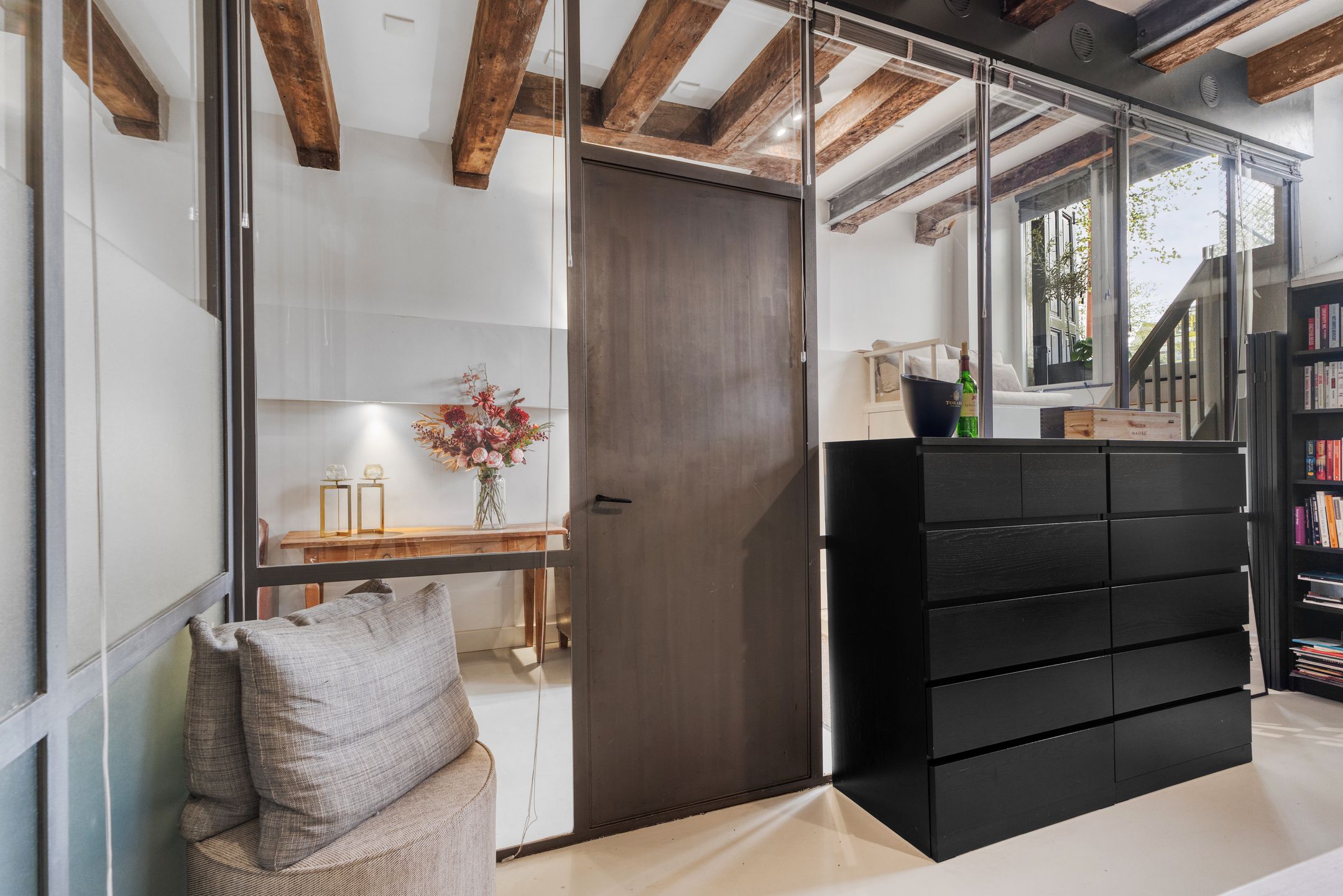 Foto 33 van Binnenkant 20-F