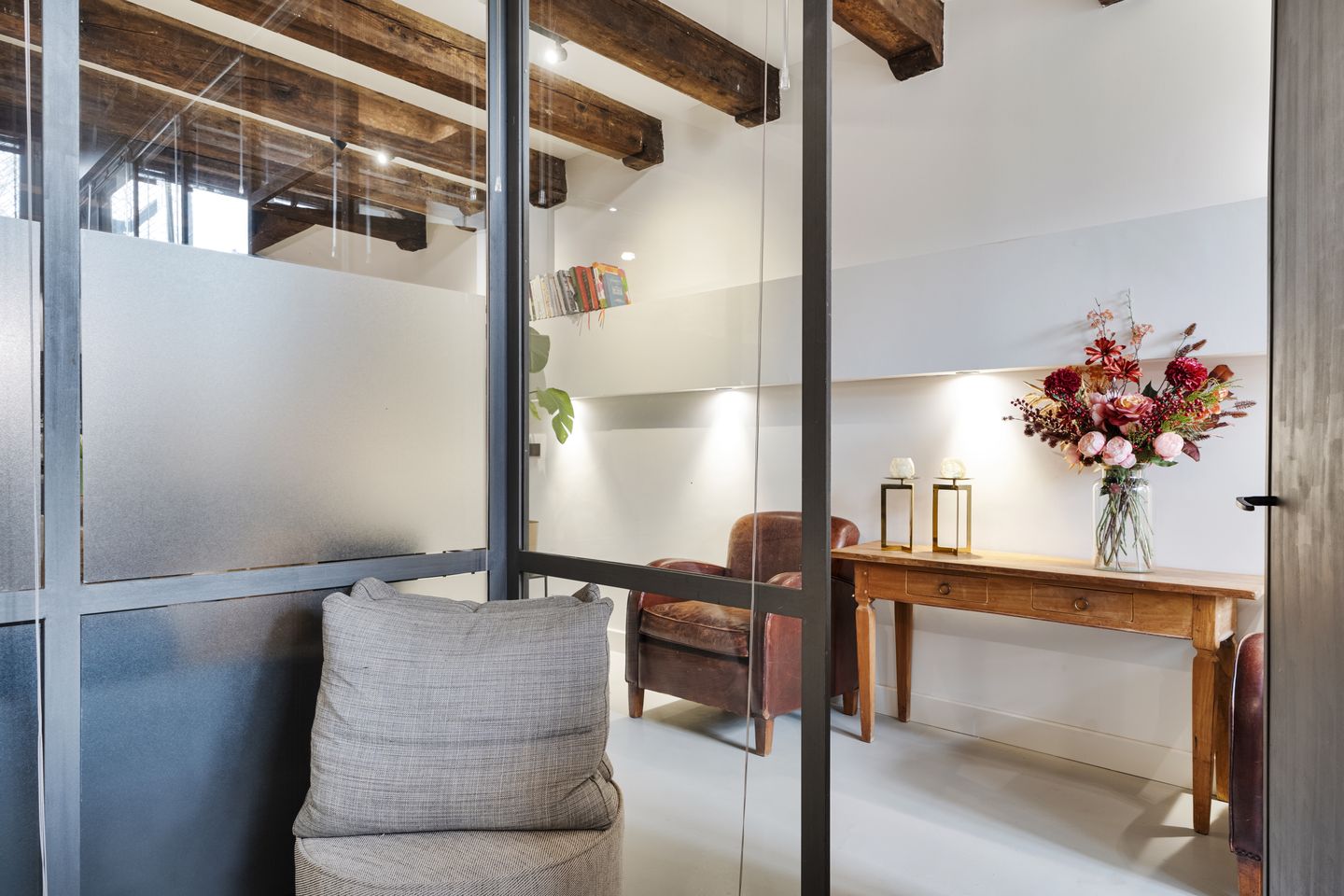 Foto 34 van Binnenkant 20-F