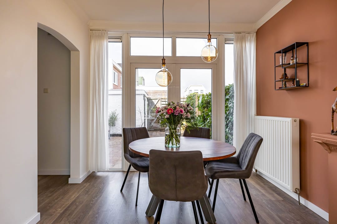 Foto 8 van Bernhardlaan 21