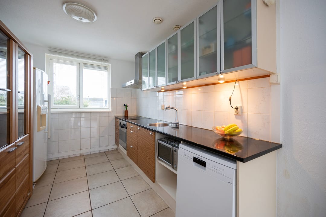 Photo 11 of Clare Lennartstraat 86