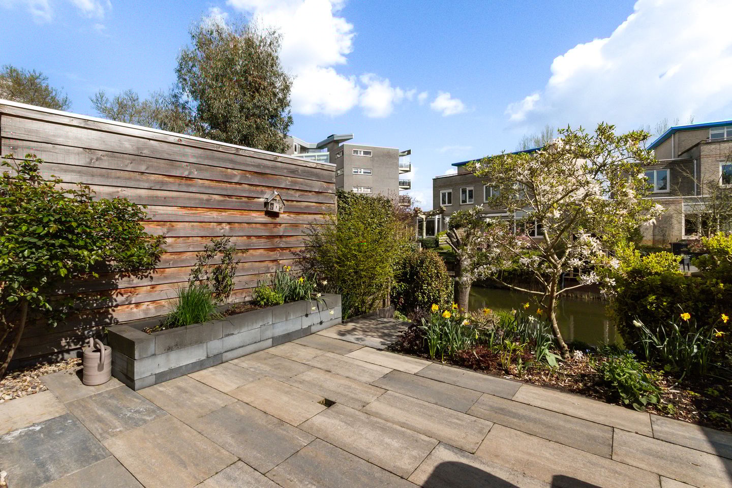 Photo 29 of Palissander 176