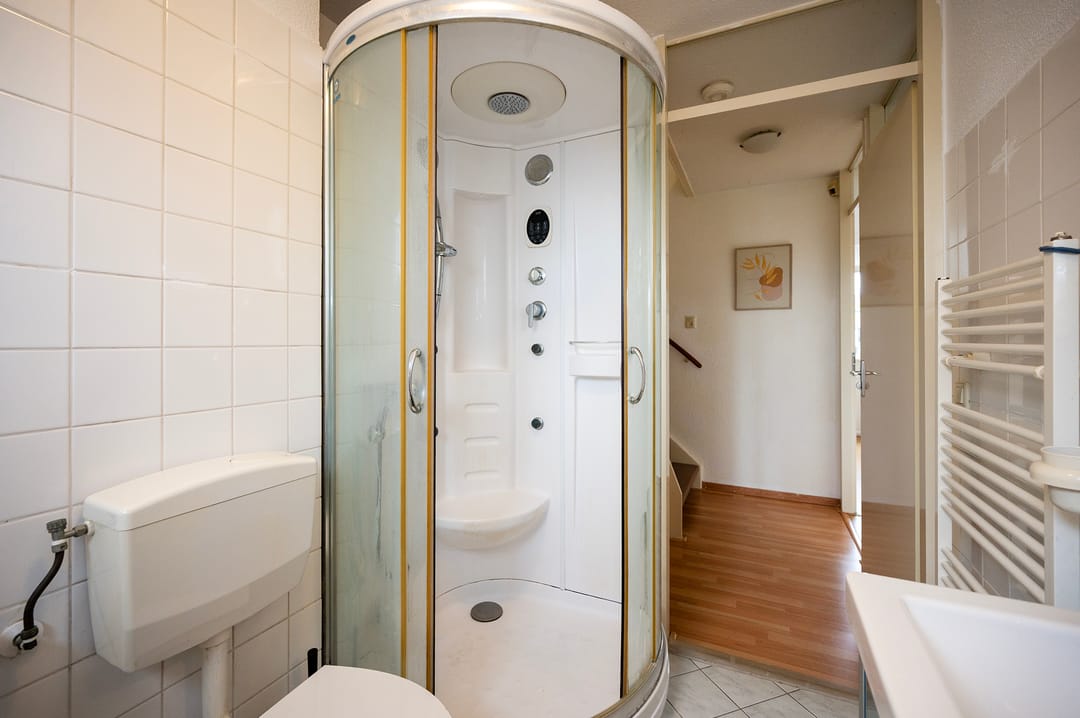 Photo 17 of Clare Lennartstraat 86