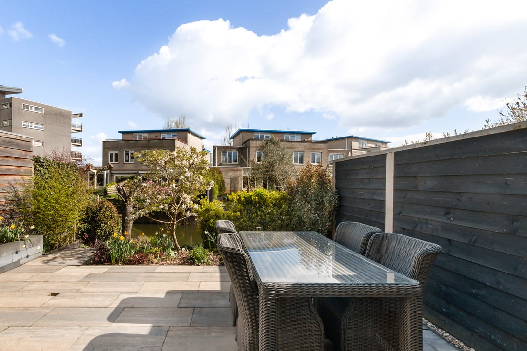 Photo 28 of Palissander 176