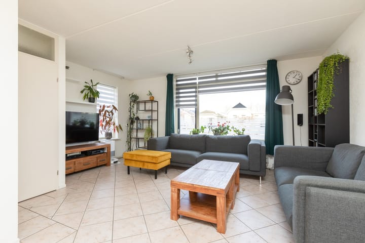 Foto 4 van Zonnedauw 10