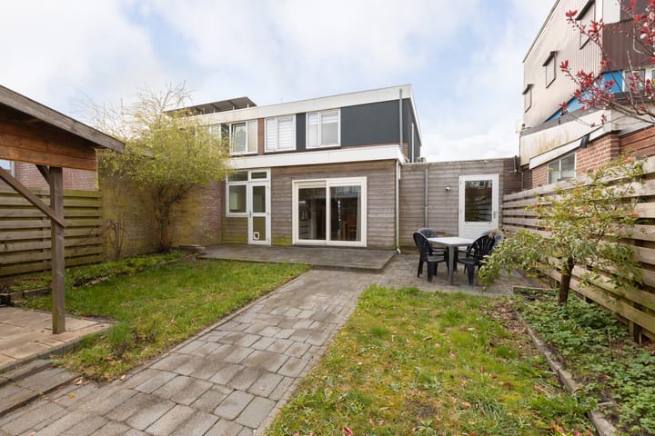 Foto 2 van Liaukemastraat 55