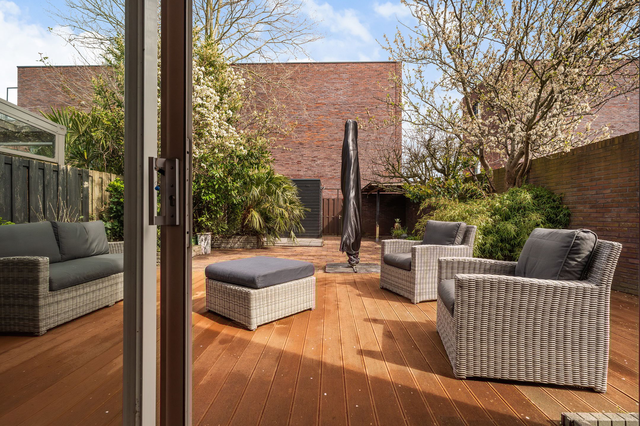 Photo 30 of New Yorksingel 58