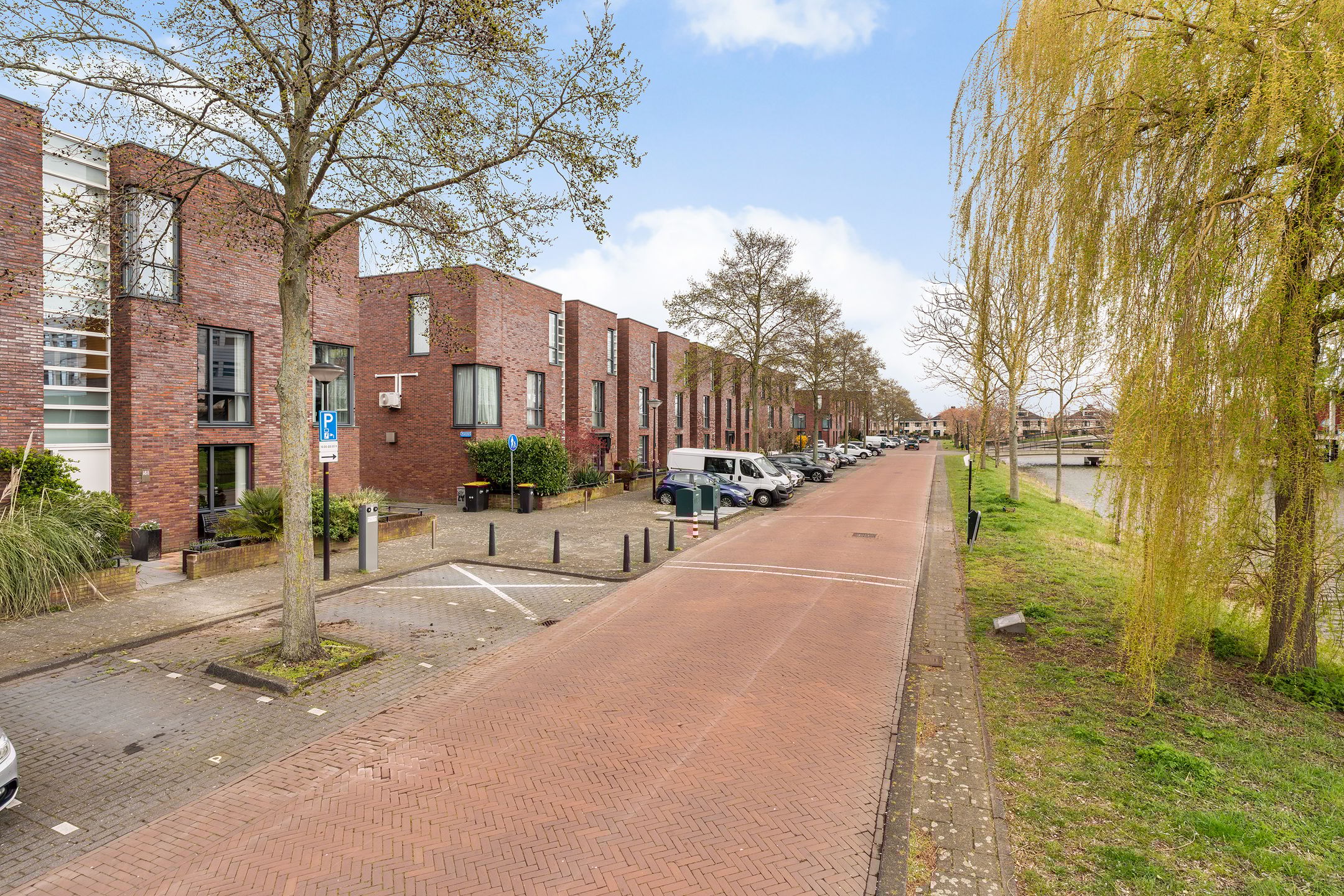 Photo 39 of New Yorksingel 58