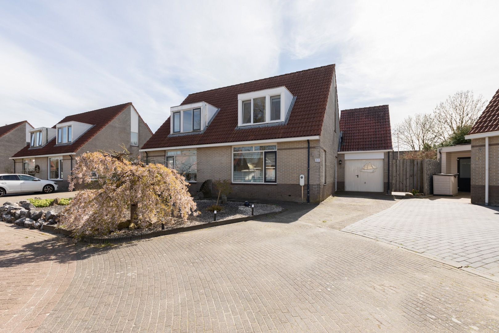 Foto 3 van Zonnedauw 10