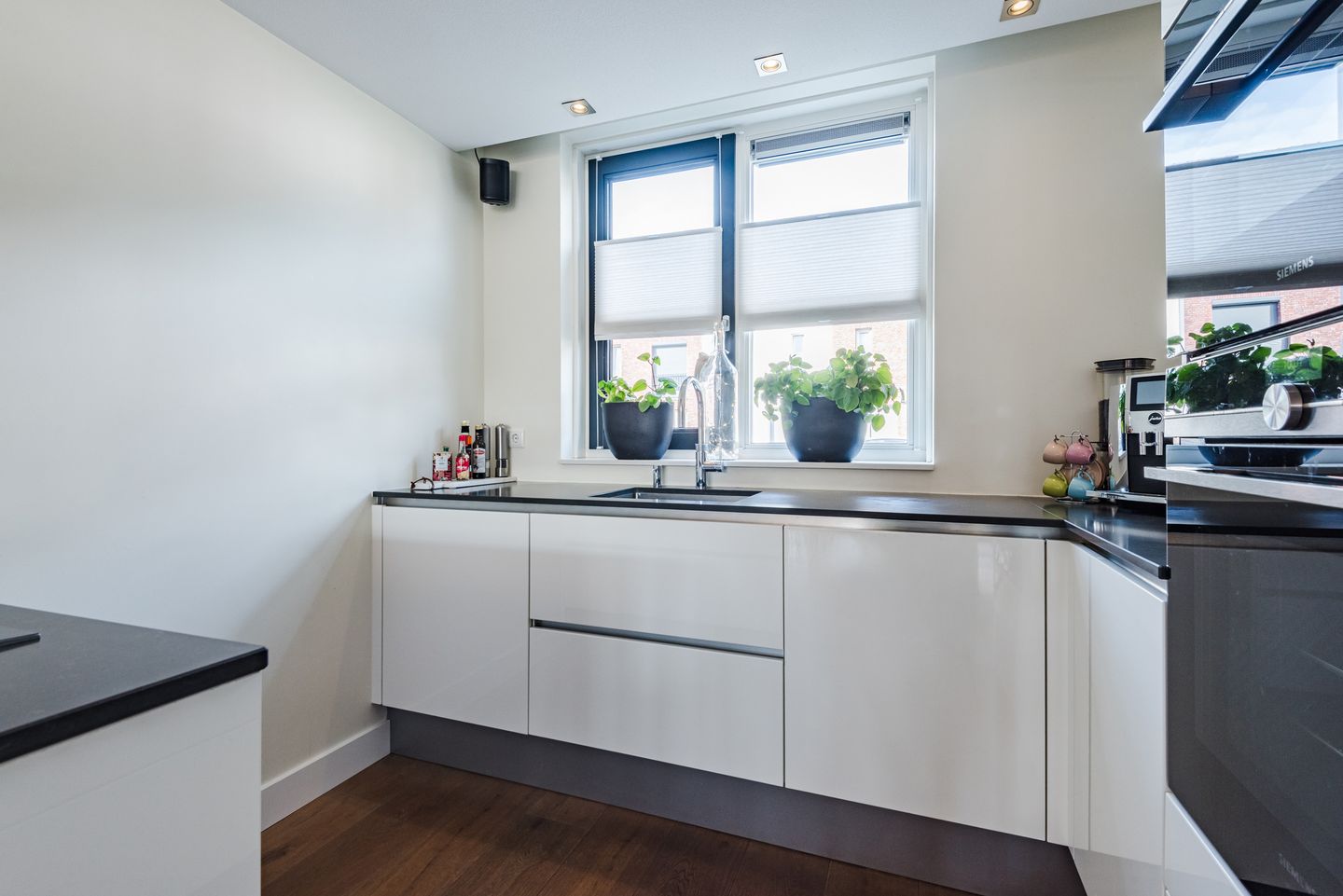 Photo 14 of Ridderzwam 152