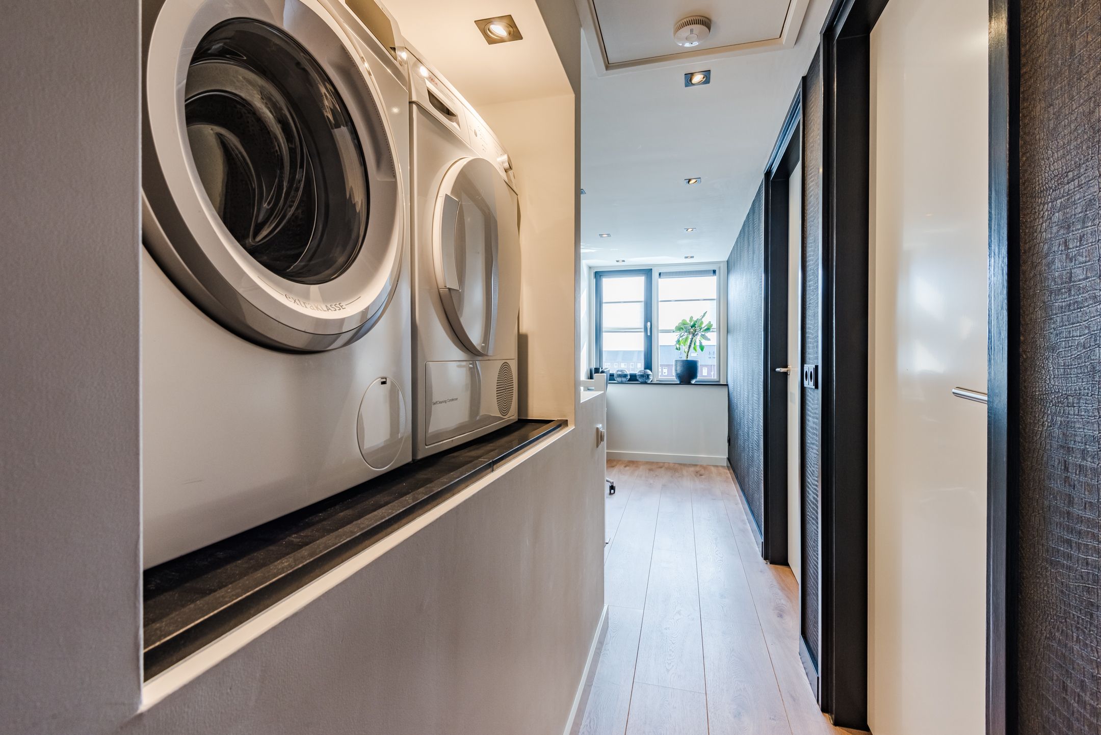 Photo 33 of Ridderzwam 152