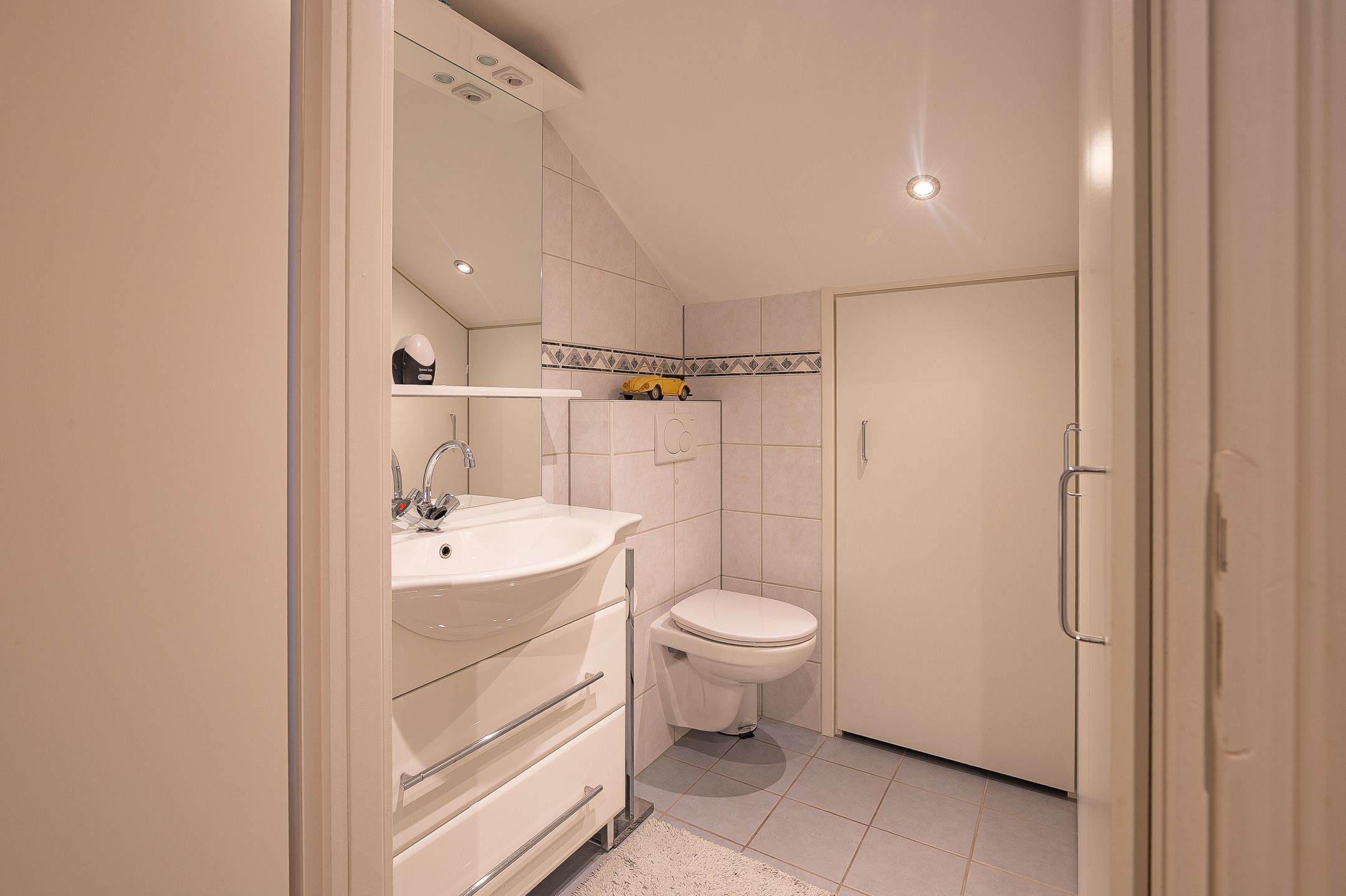 Foto 24 van Drossaertstraat 1