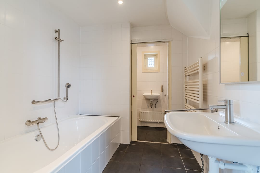 Photo 13 of Merwedekanaal 104