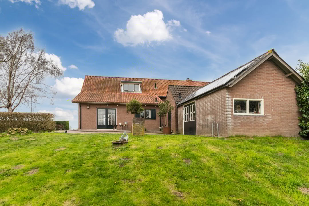 Photo 22 of Merwedekanaal 104