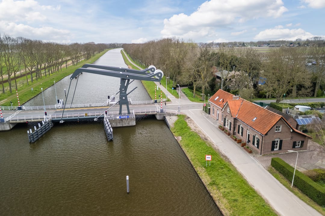 Photo 26 of Merwedekanaal 104