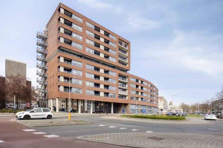 Photo 2 of Vondelweg 101-H