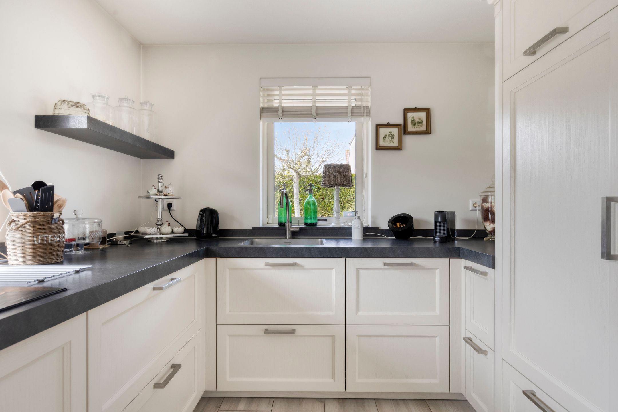 Foto 12 van Kamillelaan 7