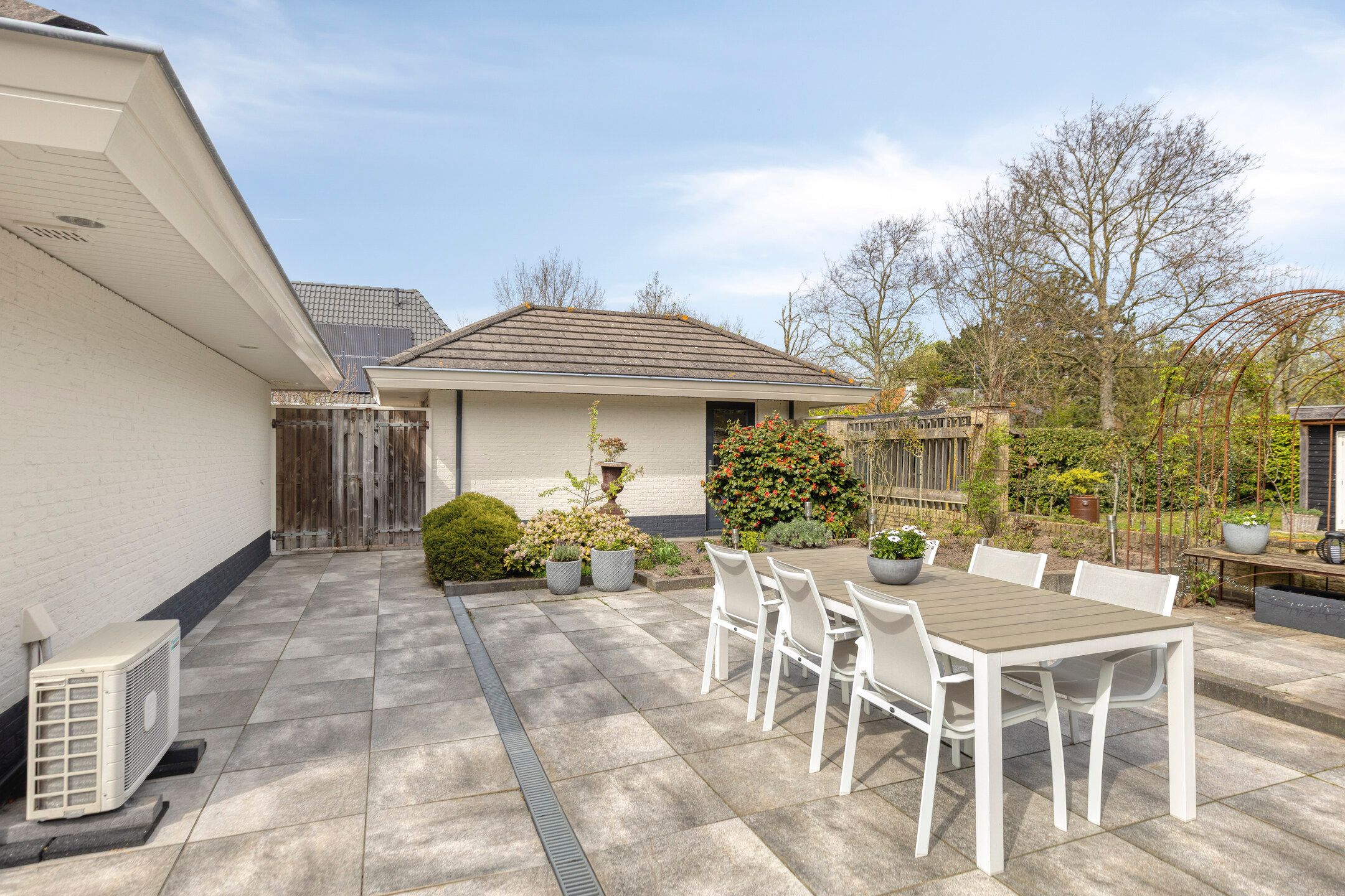 Foto 33 van Kamillelaan 7