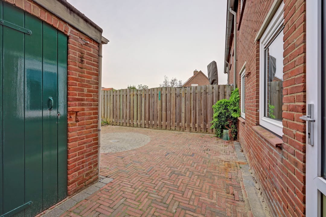 Photo 28 of Wethouder Koenenstraat 34